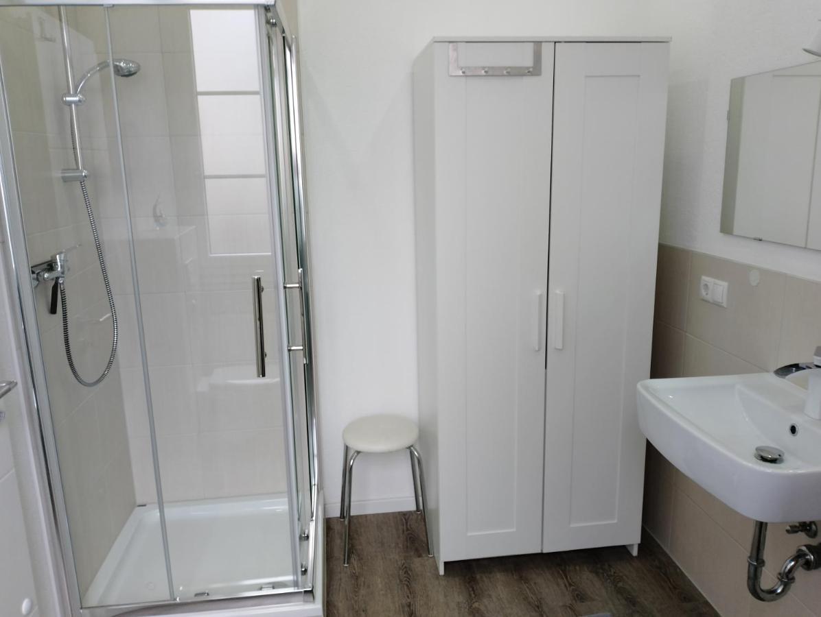 Ferienwohnung Am Geysirzentrum Andernach Esterno foto