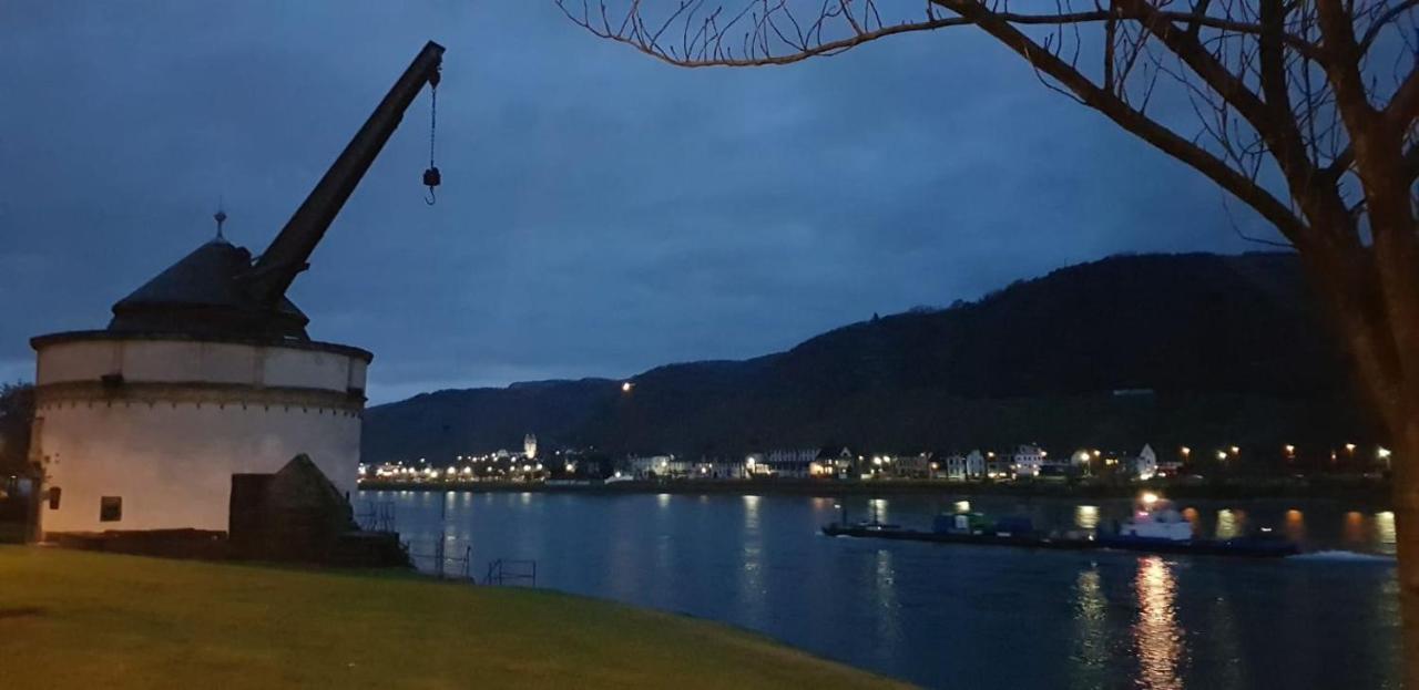 Ferienwohnung Am Geysirzentrum Andernach Esterno foto